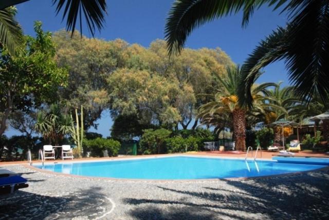 Kalives Apartments كاليفيس المظهر الخارجي الصورة